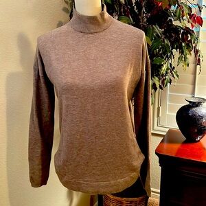 Red Medium 1/4 back zip tan colored sweater.